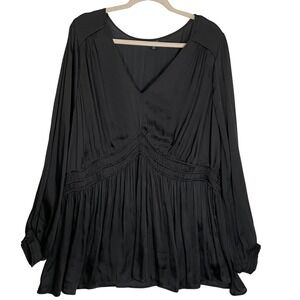 Torrid Size 4 Black Satin-Look Long Sleeve V-Neck Blouse Dressy Romantic